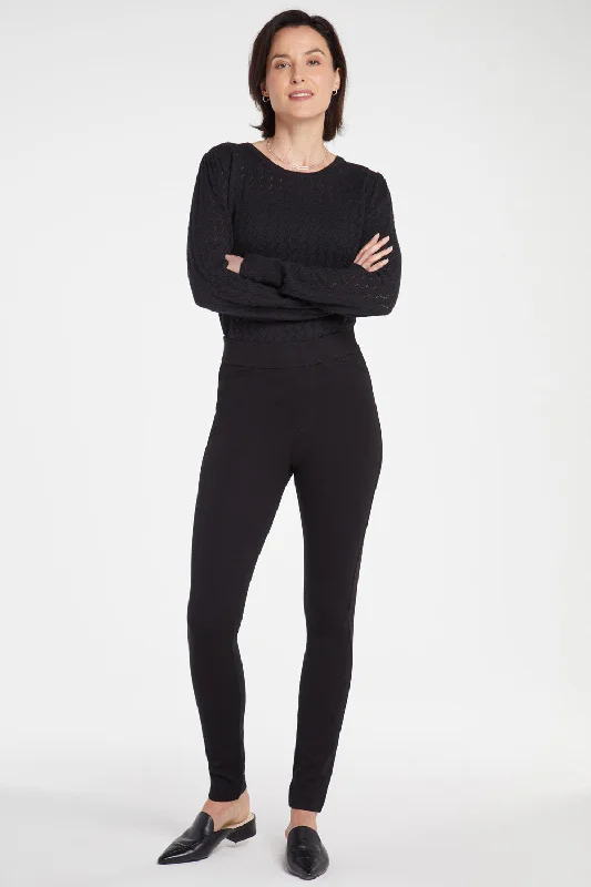 Pull-On Legging Pants In Petite - Black